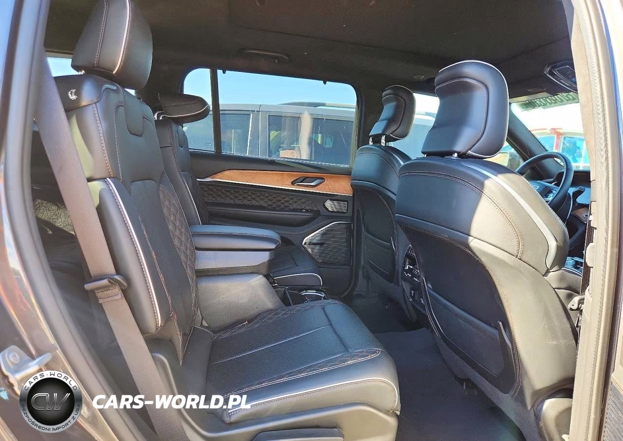 2023 Jeep Grand Cherokee L Summit VIN:1C4RJKEG6P8829771 - 11