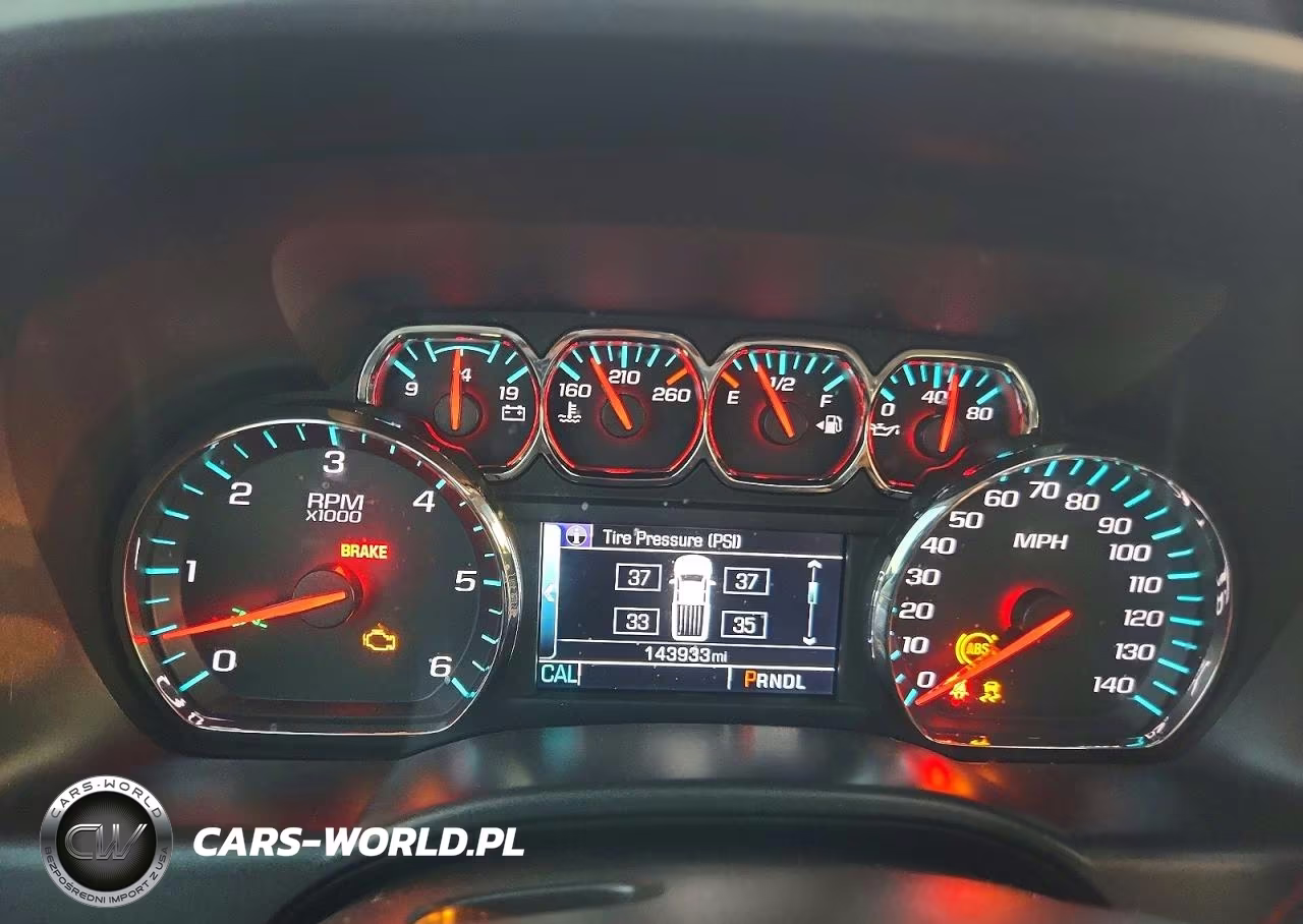 2018 Chevrolet Silverado K1500 High Country VIN:3GCUKTEJ2JG122208 - 9