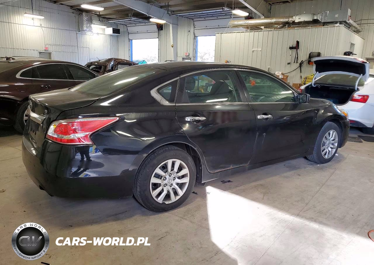 2015 Nissan Altima 2.5 S VIN:1N4AL3AP1FC231642 - 3