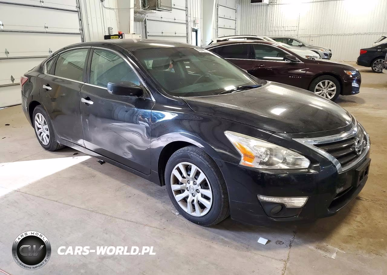 2015 Nissan Altima 2.5 S VIN:1N4AL3AP1FC231642 - 4