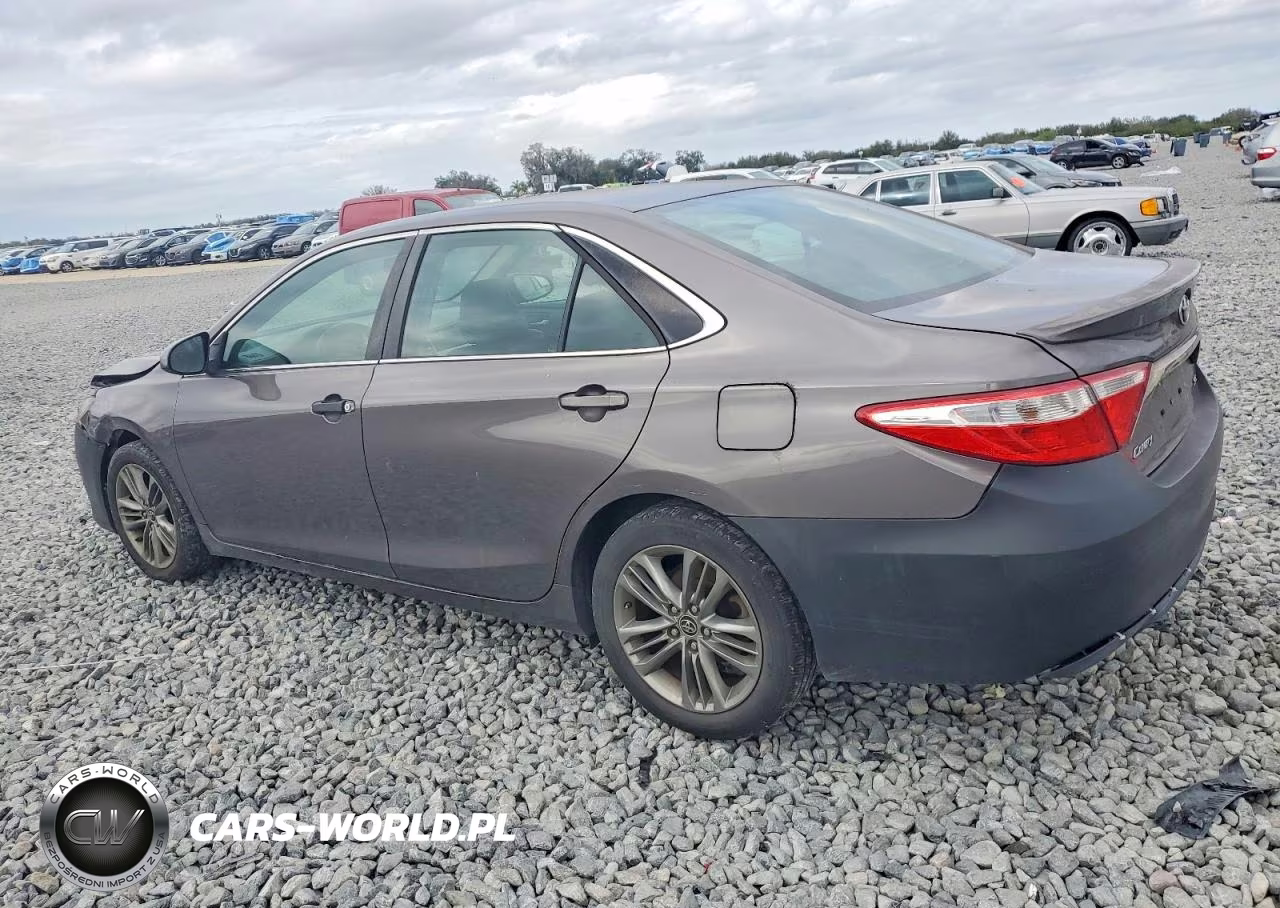 2015 Toyota Camry Le VIN:4T1BF1FK8FU063494 - 2