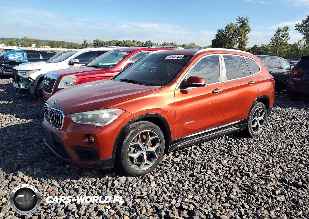 2018 BMW X1 Sdrive28I VIN:WBXHU7C3XJ5H45516 - 1