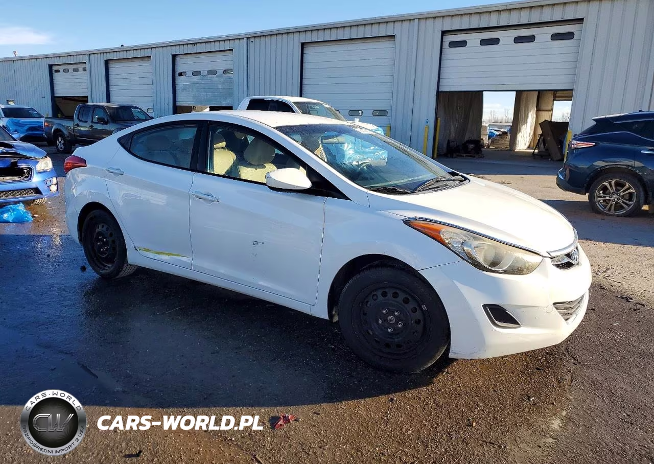 2012 Hyundai Elantra Gls VIN:5NPDH4AE2CH137153 - 4