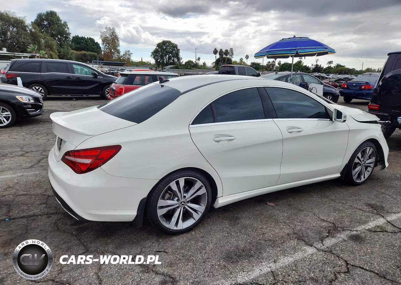 2018 Mercedes-Benz Cla 250 VIN:WDDSJ4EB0JN524024 - 3