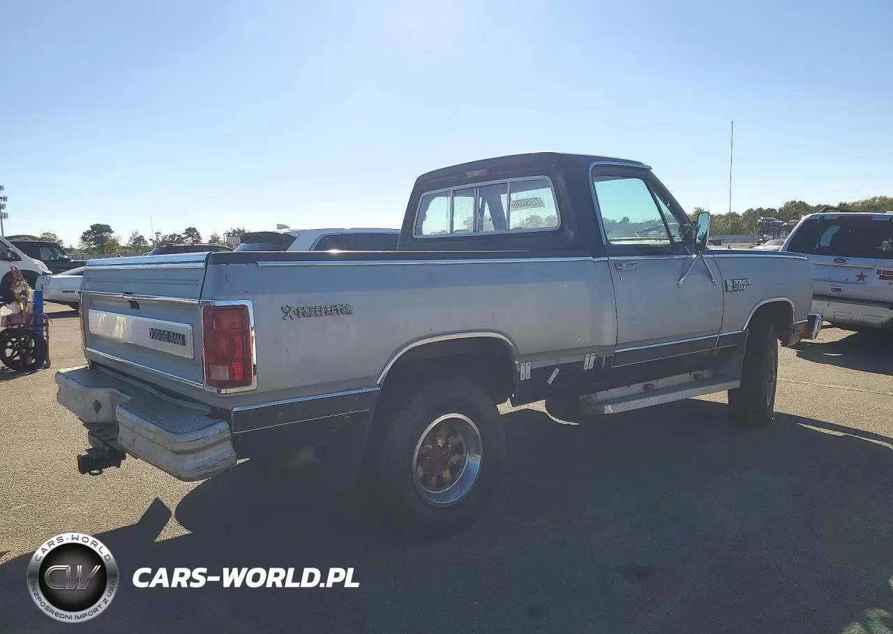 1984 Dodge W-Series W150 VIN:1B7HW14T8ES303339 - 3