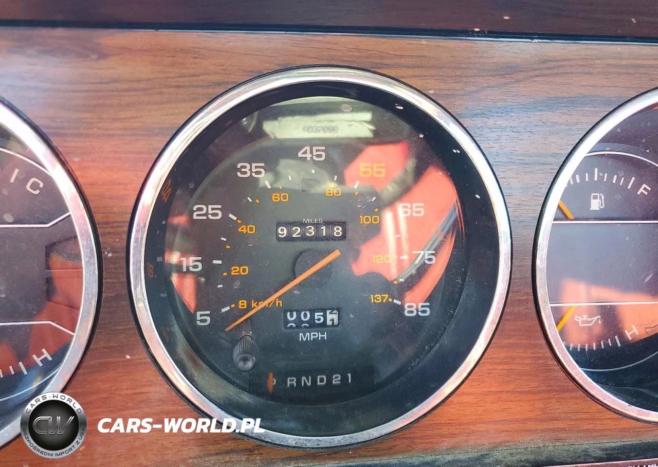 1984 Dodge W-Series W150 VIN:1B7HW14T8ES303339 - 9
