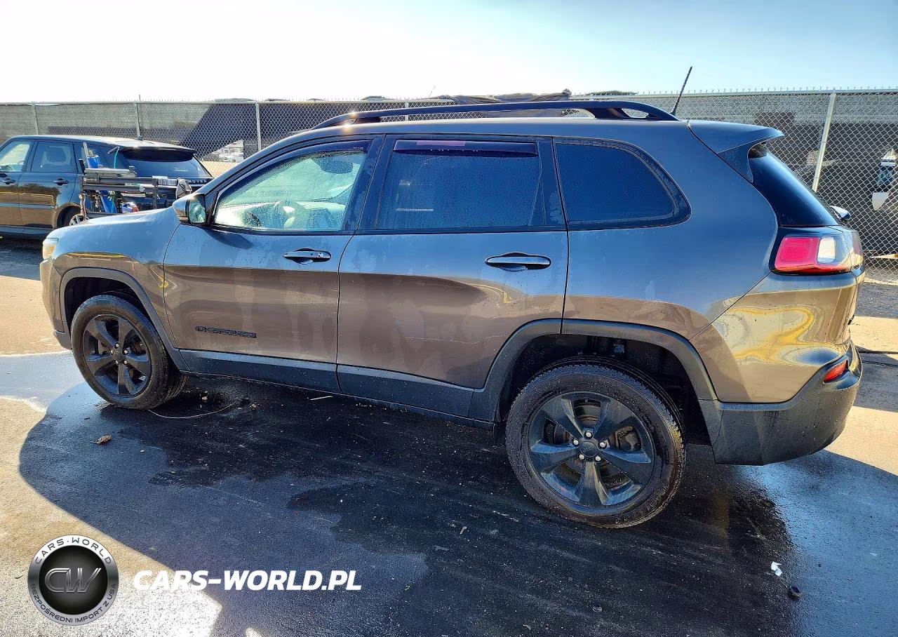 2019 Jeep Cherokee Latitude Plus VIN:1C4PJMLN3KD489614 - 2