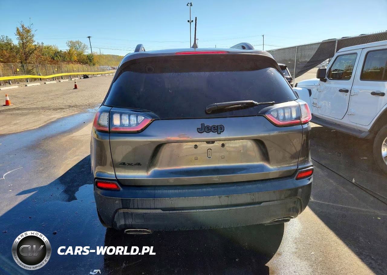 2019 Jeep Cherokee Latitude Plus VIN:1C4PJMLN3KD489614 - 6