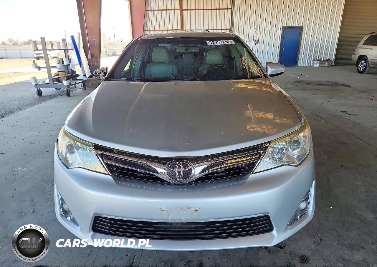 2013 Toyota Camry Xle VIN:4T4BF1FK5DR334059 - 5