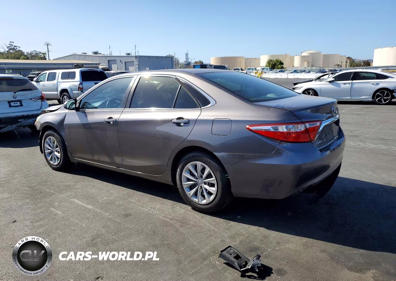2015 Toyota Camry Le VIN:4T1BF1FK2FU969379 - 2