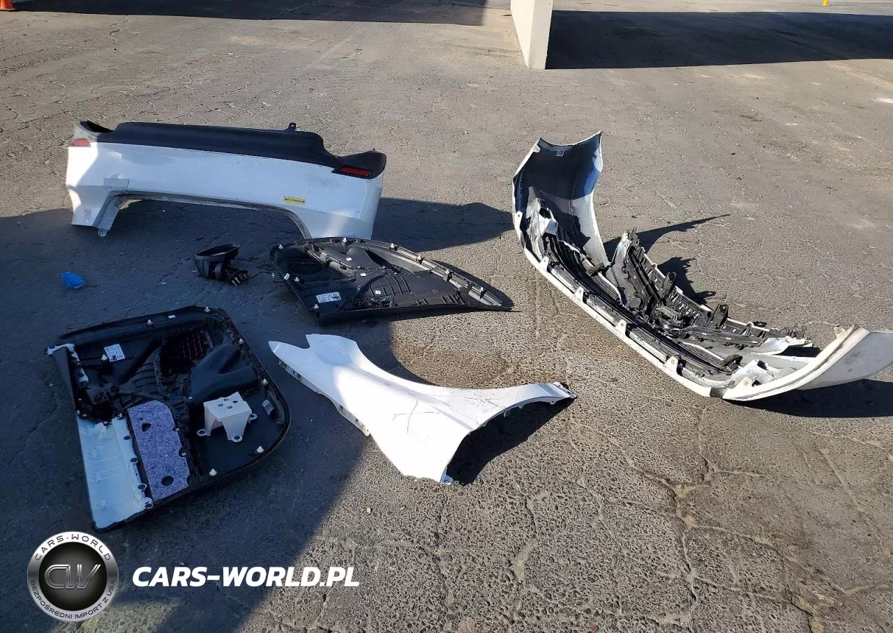 2019 Toyota Camry Le VIN:4T1B11HK1KU709755 - 12