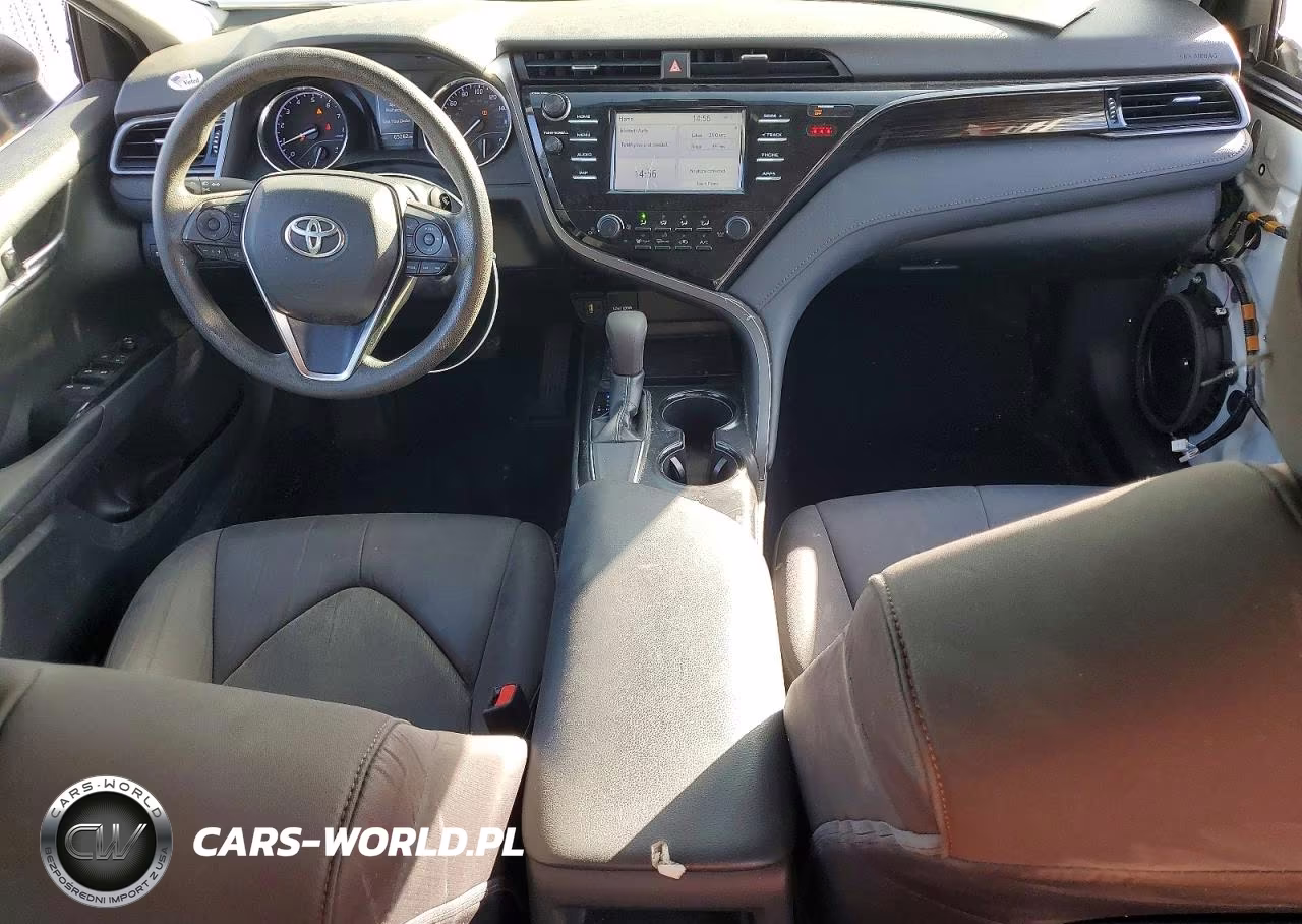 2019 Toyota Camry Le VIN:4T1B11HK1KU709755 - 8