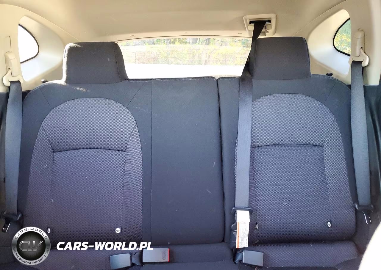 2011 Nissan Rogue S VIN:JN8AS5MV6BW677009 - 10