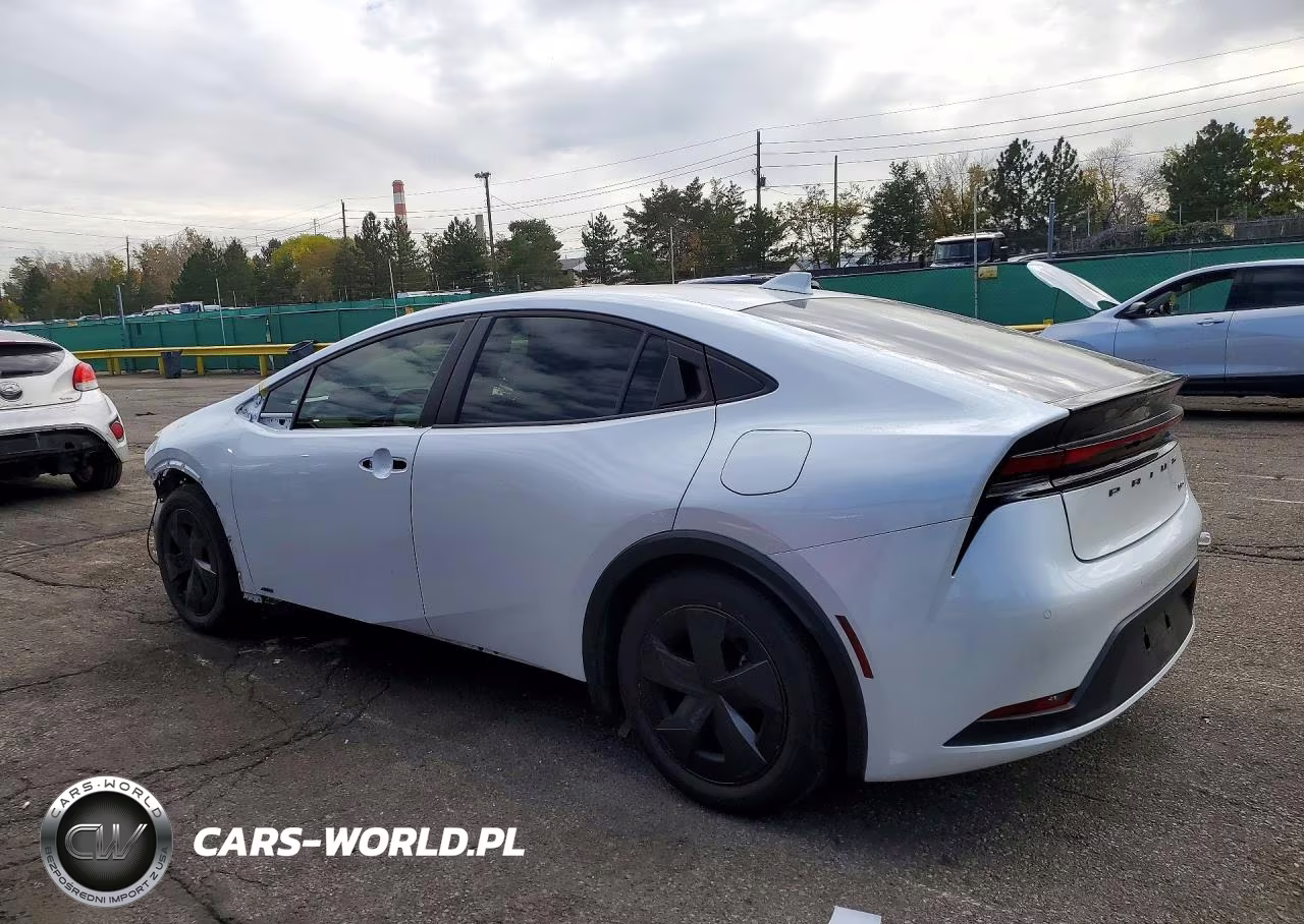 2024 Toyota Prius Le VIN:JTDADABU0R3007928 - 2