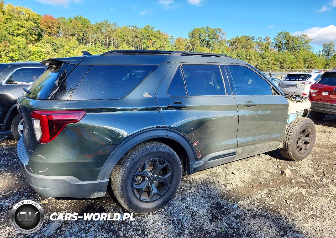 2021 Ford Explorer Timberline VIN:1FMSK8JH1MGC18625 - 3
