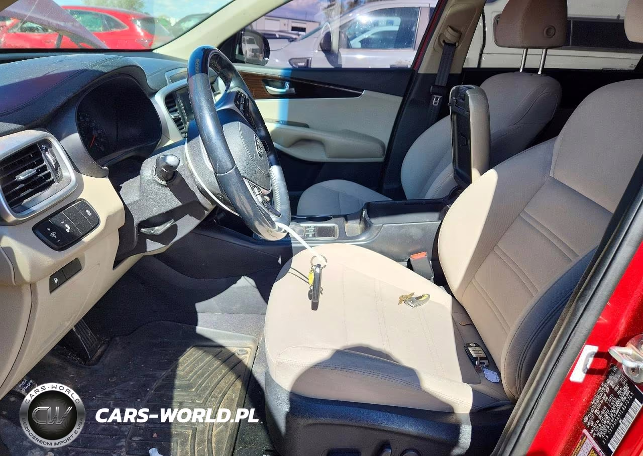 2020 Kia Sorento S VIN:5XYPGDA57LG673765 - 7