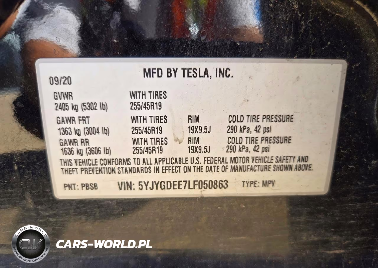 2020 Tesla Model Y VIN:5YJYGDEE7LF050863 - 12
