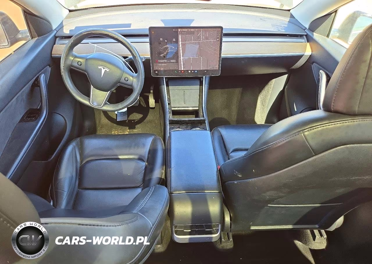 2020 Tesla Model Y VIN:5YJYGDEE7LF050863 - 8