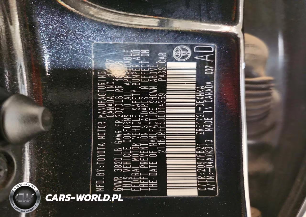 2018 Toyota Corolla Le VIN:2T1BURHE5JC014369 - 12