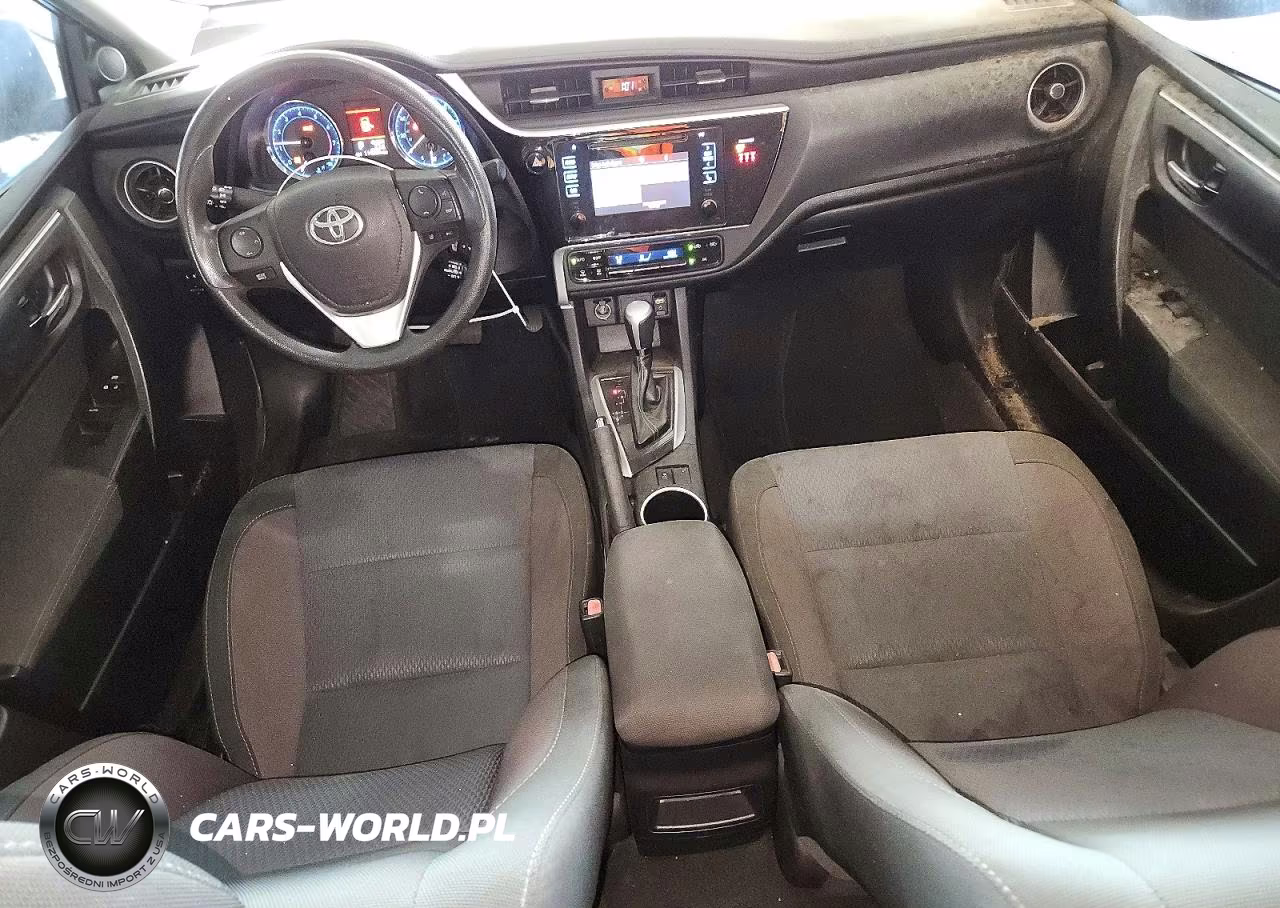 2018 Toyota Corolla Le VIN:2T1BURHE5JC014369 - 8
