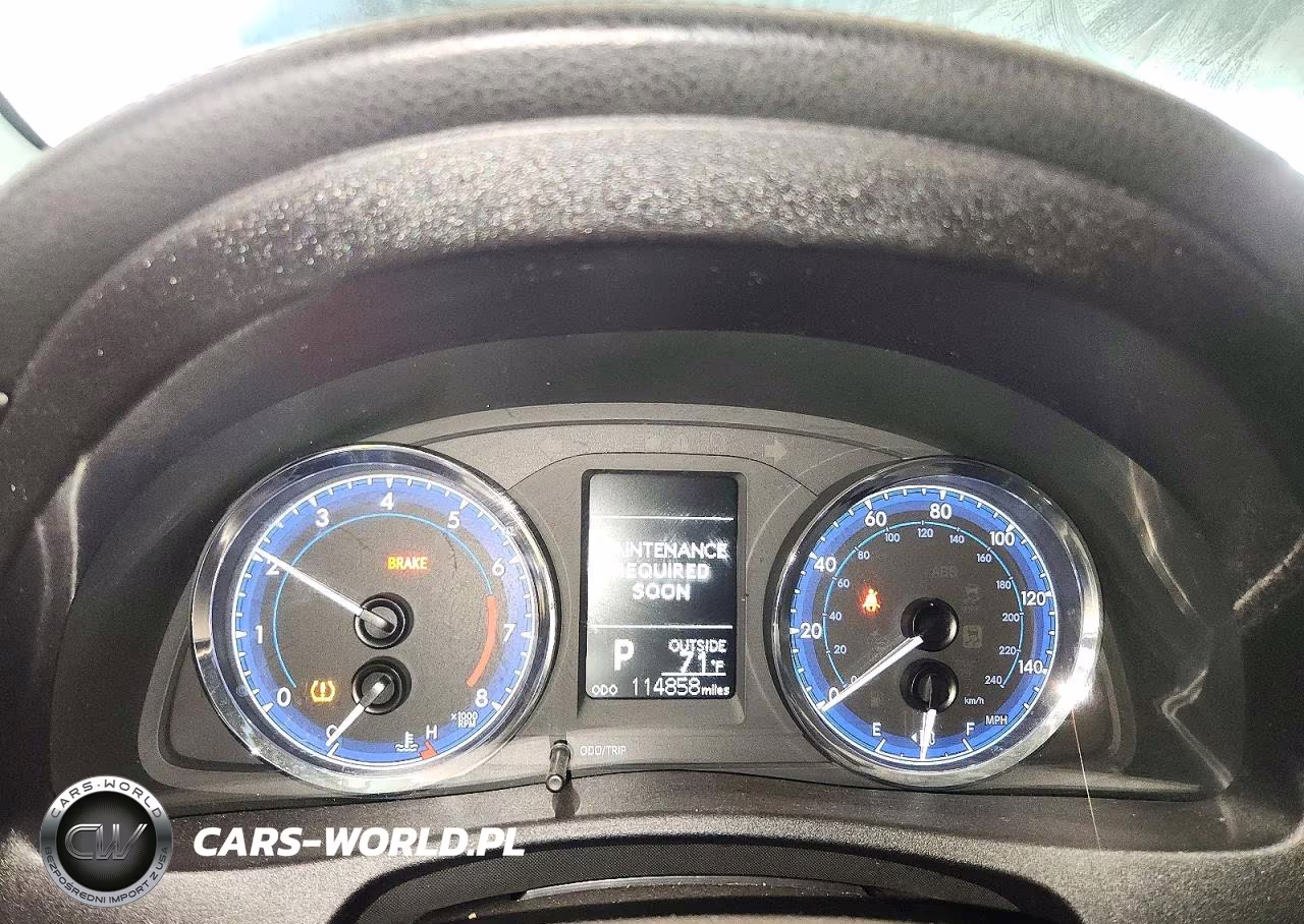 2018 Toyota Corolla Le VIN:2T1BURHE5JC014369 - 9