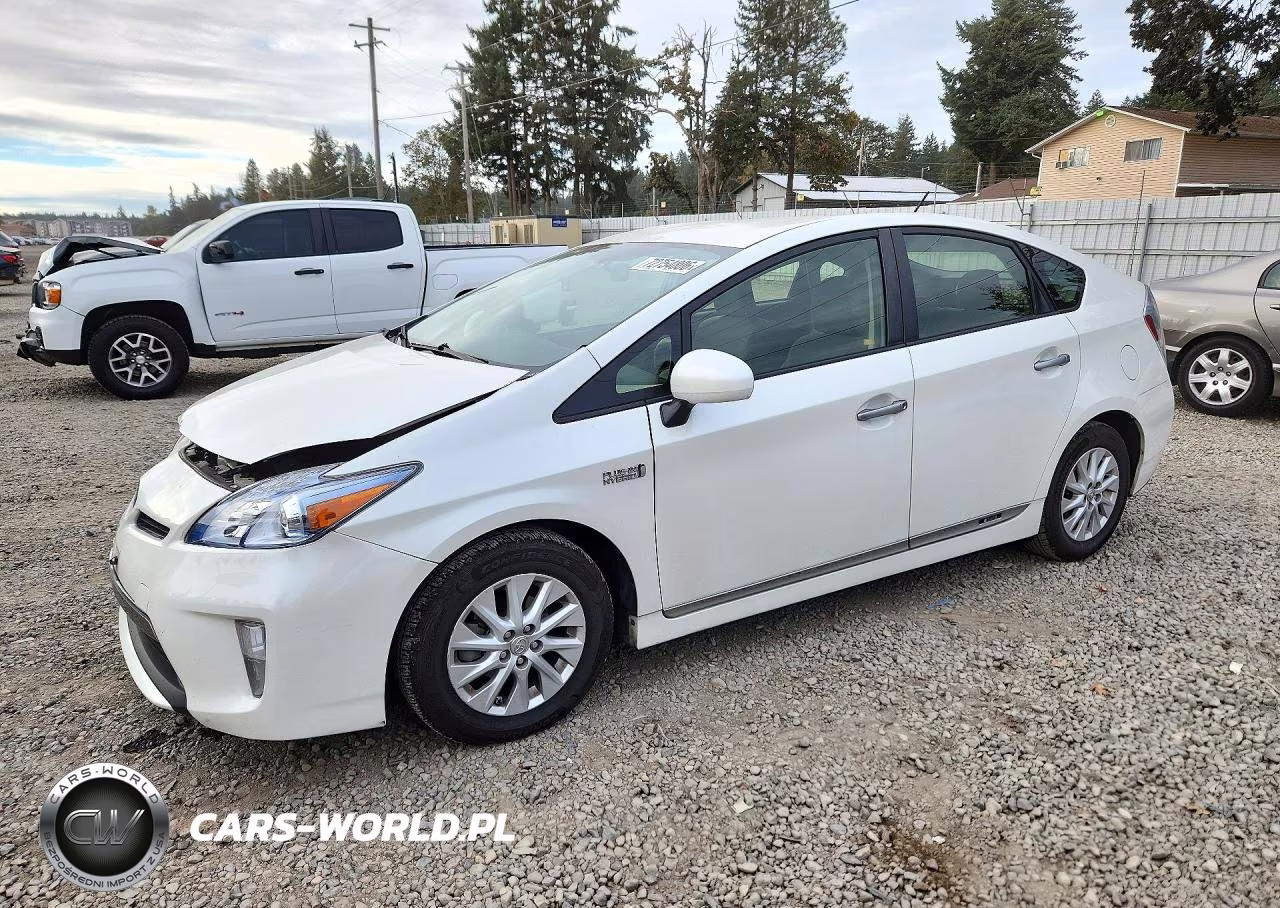 2012 Toyota Prius Plug-In Hybrid Base – zdjęcie 1 z 13