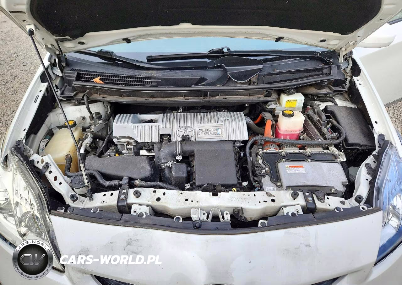 2012 Toyota Prius Plug-In Hybrid Base VIN:JTDKN3DP0C3025373 - 12
