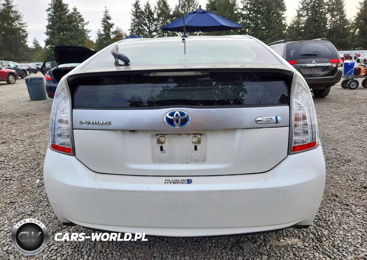 2012 Toyota Prius Plug-In Hybrid Base VIN:JTDKN3DP0C3025373 - 6