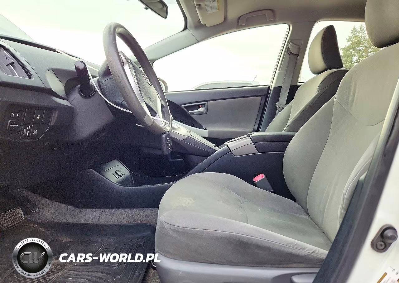 2012 Toyota Prius Plug-In Hybrid Base VIN:JTDKN3DP0C3025373 - 7