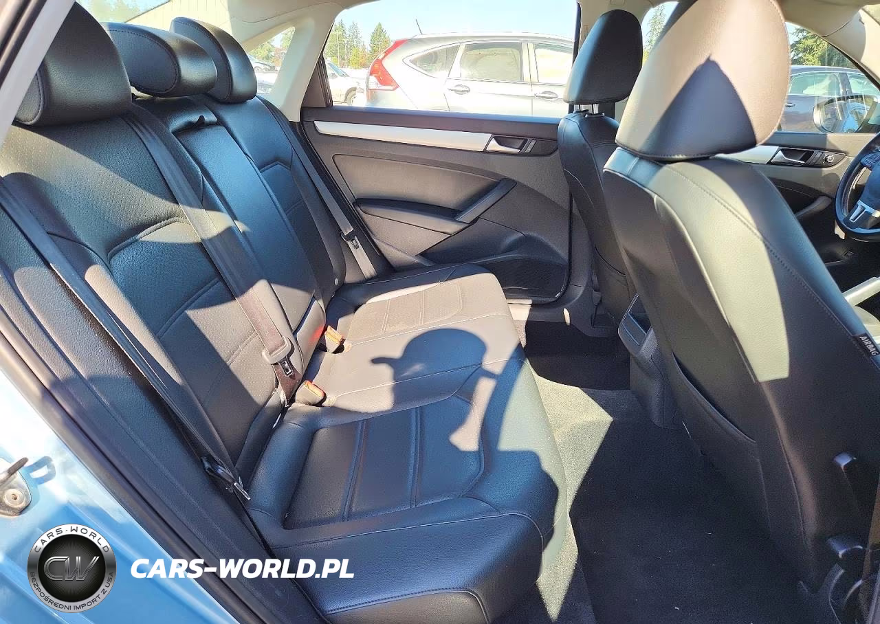 2012 Volkswagen Passat Se VIN:1VWBP7A3XCC061457 - 10