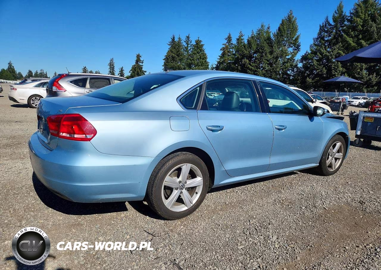 2012 Volkswagen Passat Se VIN:1VWBP7A3XCC061457 - 3