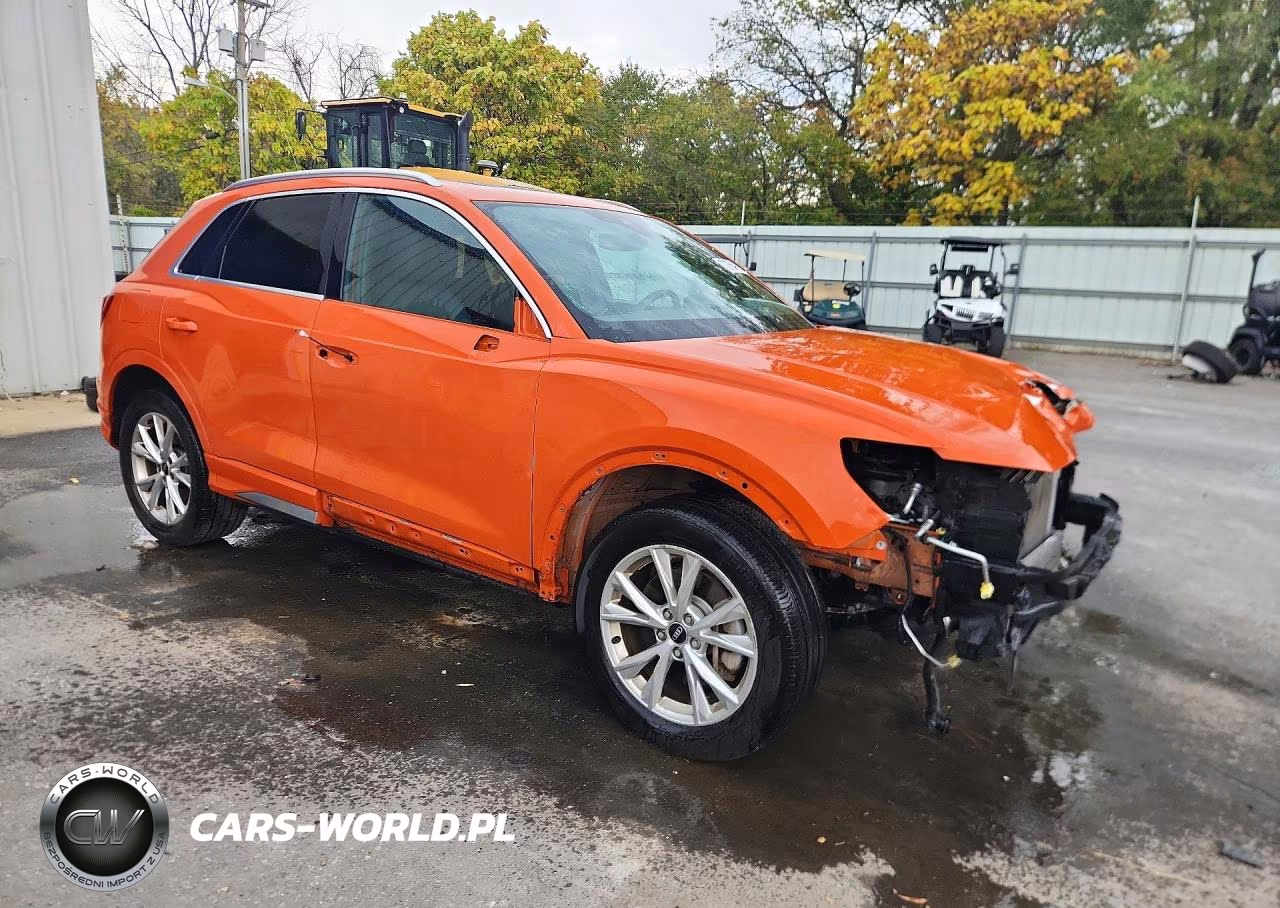 2023 Audi Q3 Premium S Line 45 VIN:WA1DECF35P1106822 - 4