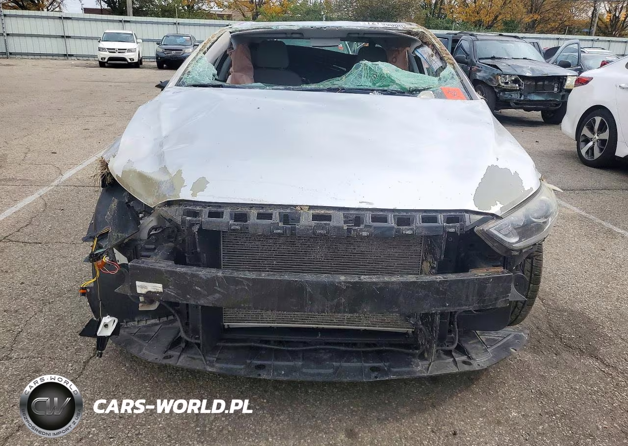 2018 Hyundai Elantra Sel VIN:5NPD84LF1JH290061 - 5