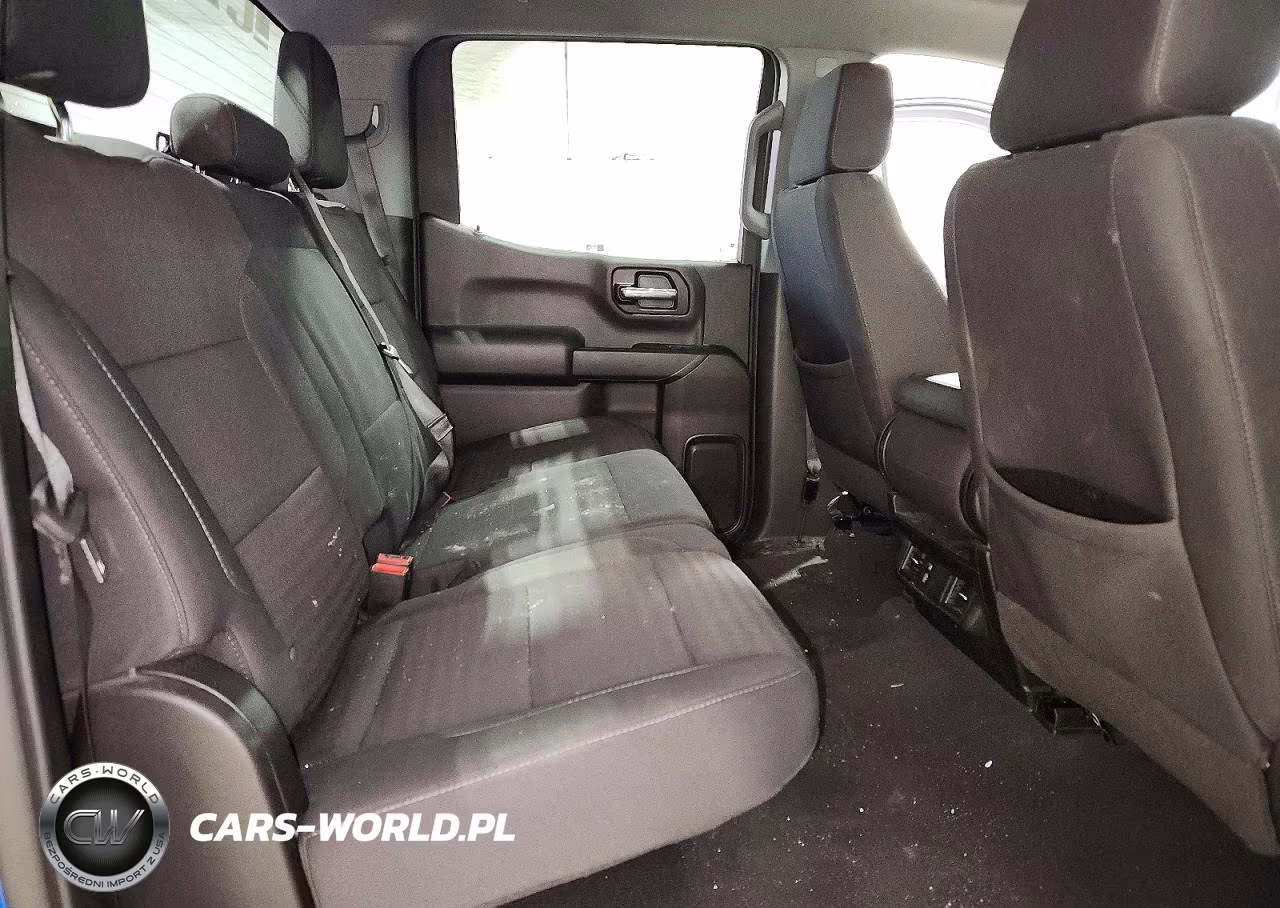 2024 Chevrolet Silverado K1500 Custom VIN:3GCPDBEK9RG241573 - 10