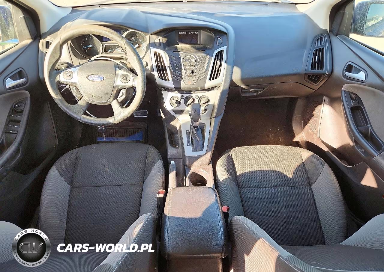 FORD FOCUS SE VIN:1FAHP3F24CL452843 - 8
