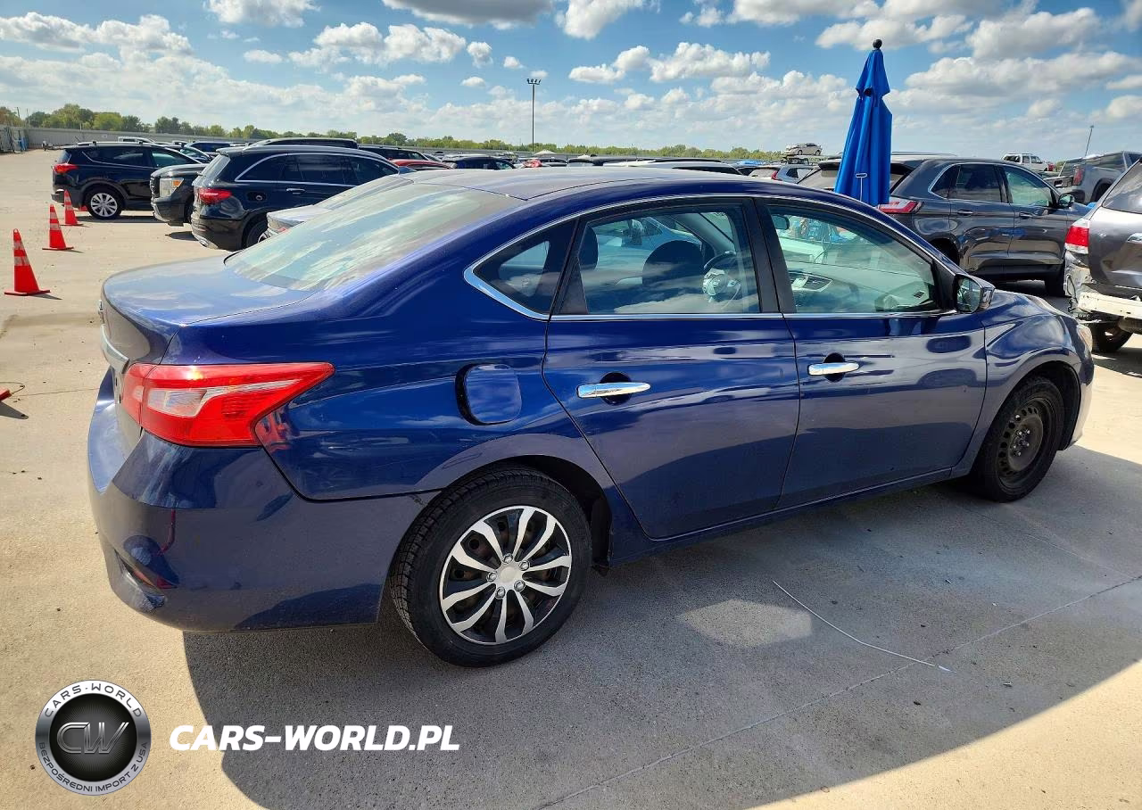 2018 Nissan Sentra S VIN:3N1AB7AP2JY325326 - 3