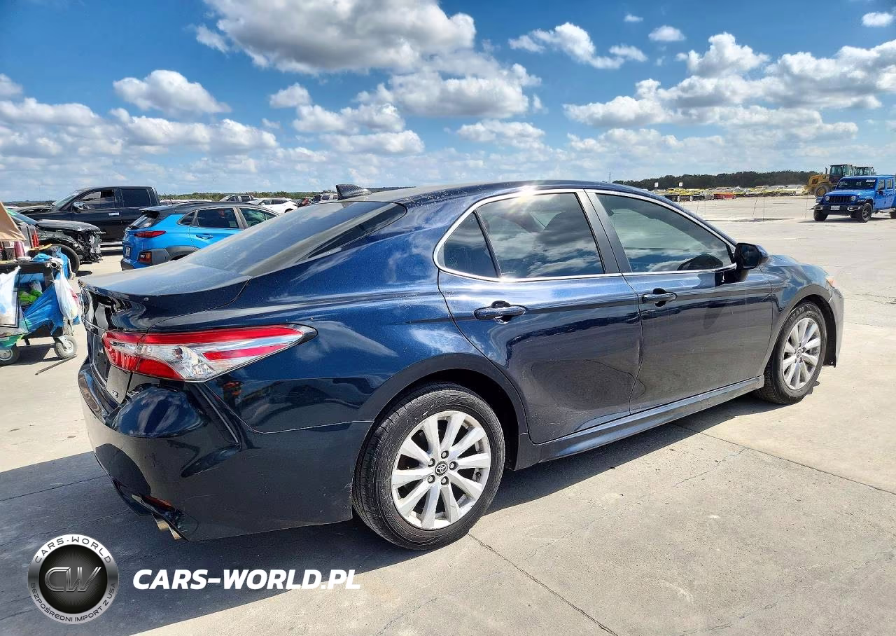 2019 Toyota Camry Se VIN:4T1B11HKXKU693491 - 3