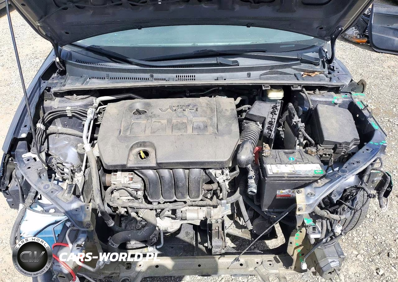 2018 Toyota Corolla Le VIN:5YFBURHE1JP849353 - 11