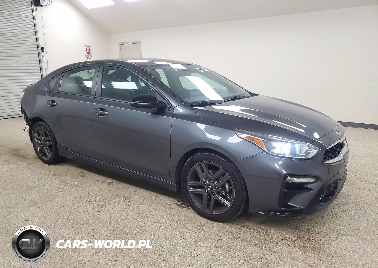 2021 Kia Forte Gt Line VIN:3KPF34AD0ME336724 - 4