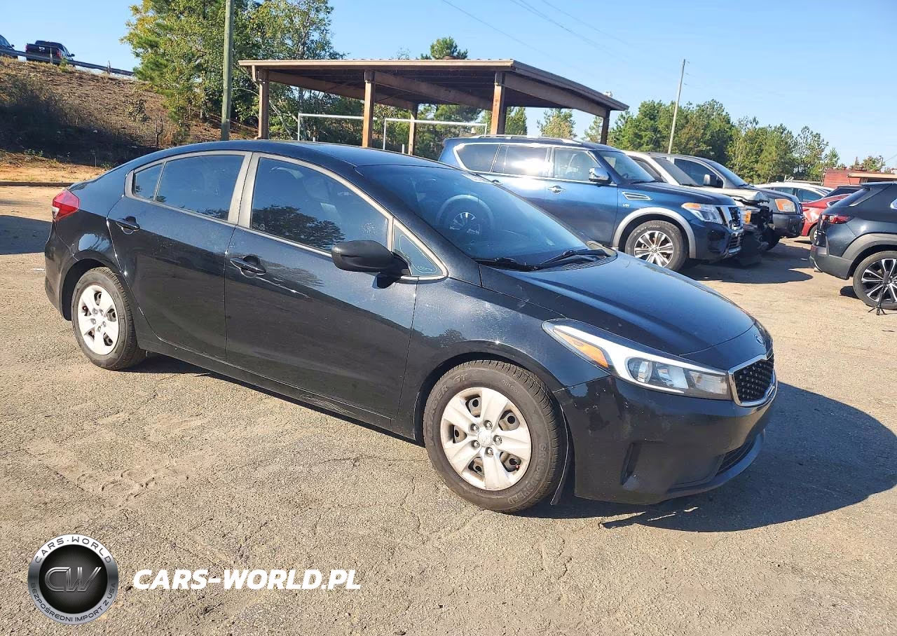 2017 Kia Forte Lx VIN:3KPFK4A74HE098170 - 4