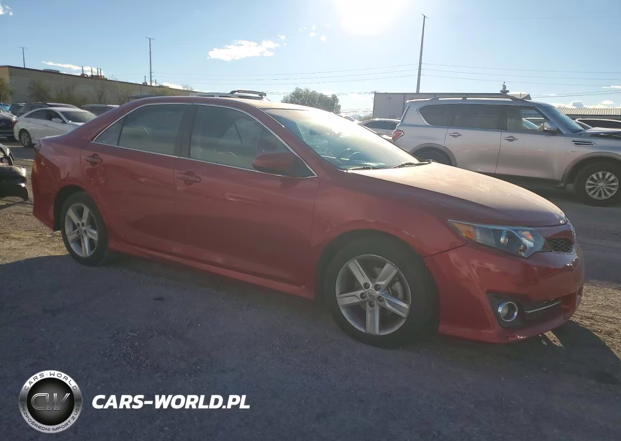 2013 Toyota Camry Se VIN:4T1BF1FK9DU699094 - 4