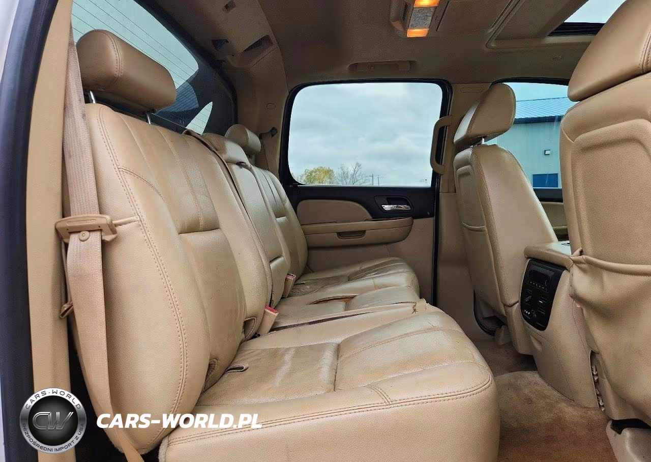 2008 Chevrolet Avalanche K1500 VIN:3GNFK12368G215771 - 10