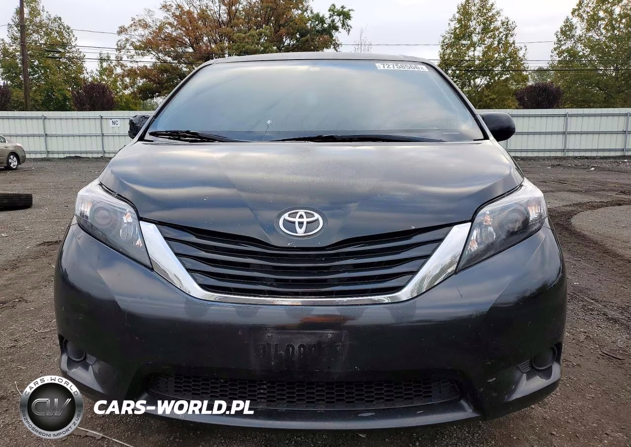 2012 Toyota Sienna Le VIN:5TDKK3DC0CS268024 - 5