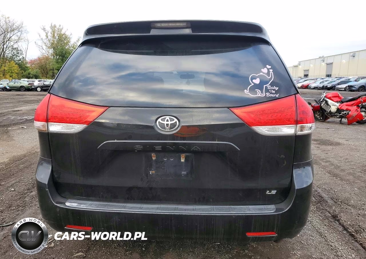 2012 Toyota Sienna Le VIN:5TDKK3DC0CS268024 - 6