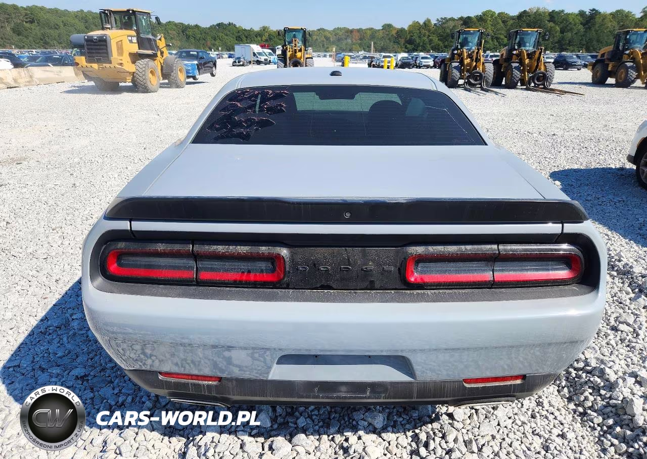 2021 Dodge Challenger Sxt VIN:2C3CDZAG9MH646158 - 6