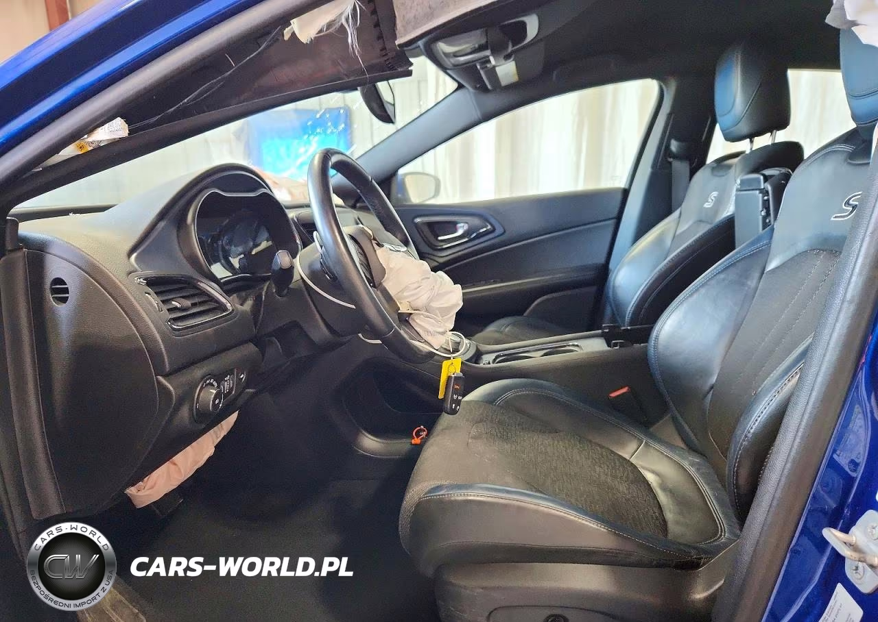2015 Chrysler 200 S VIN:1C3CCCBB4FN561645 - 7