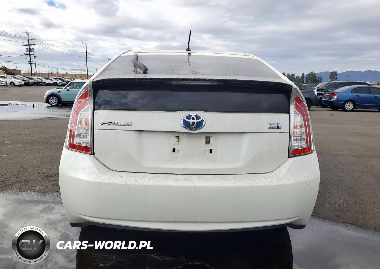 2012 Toyota Prius Two VIN:JTDKN3DU3C5510116 - 6