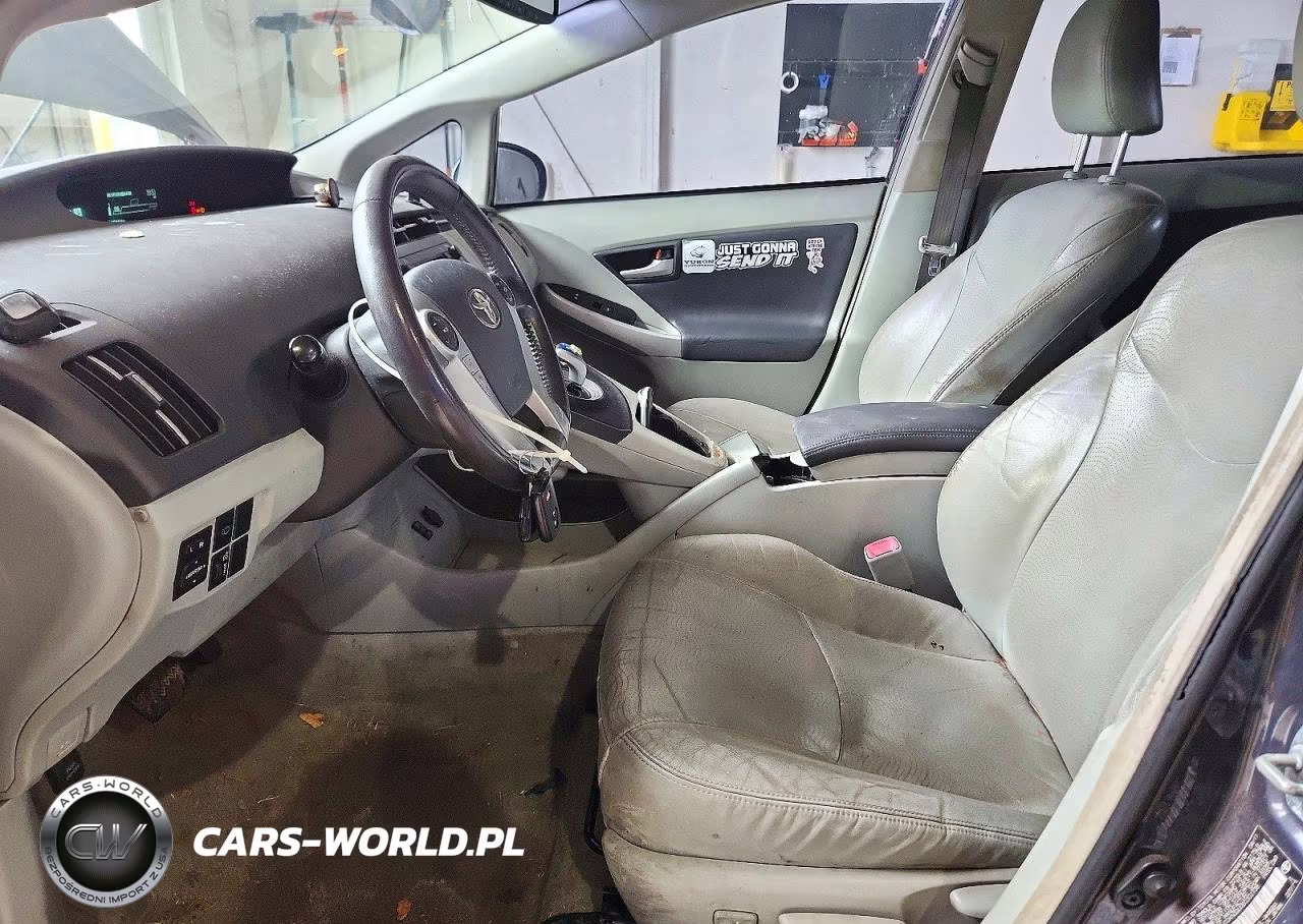 2011 Toyota Prius Five VIN:JTDKN3DU0B0302738 - 7