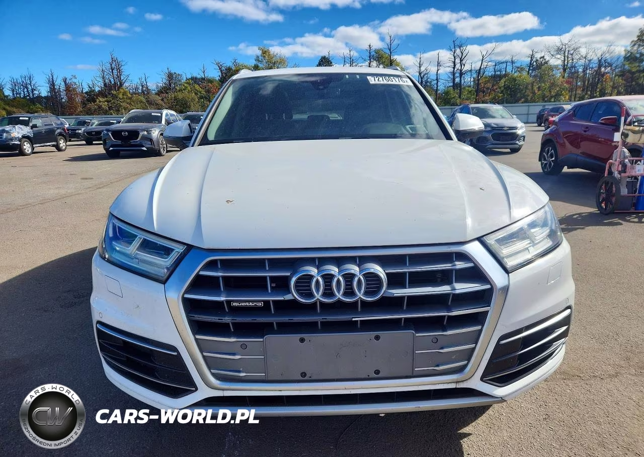 2018 Audi Q5 Premium Plus VIN:WA1BNAFY2J2003236 - 5