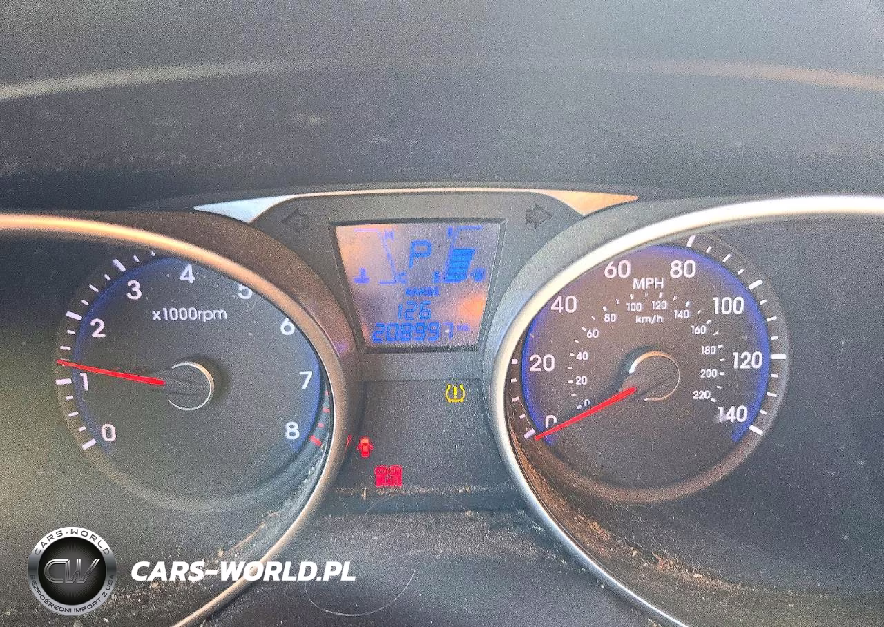 2011 Hyundai Tucson Limited VIN:KM8JUCAC2BU227362 - 9